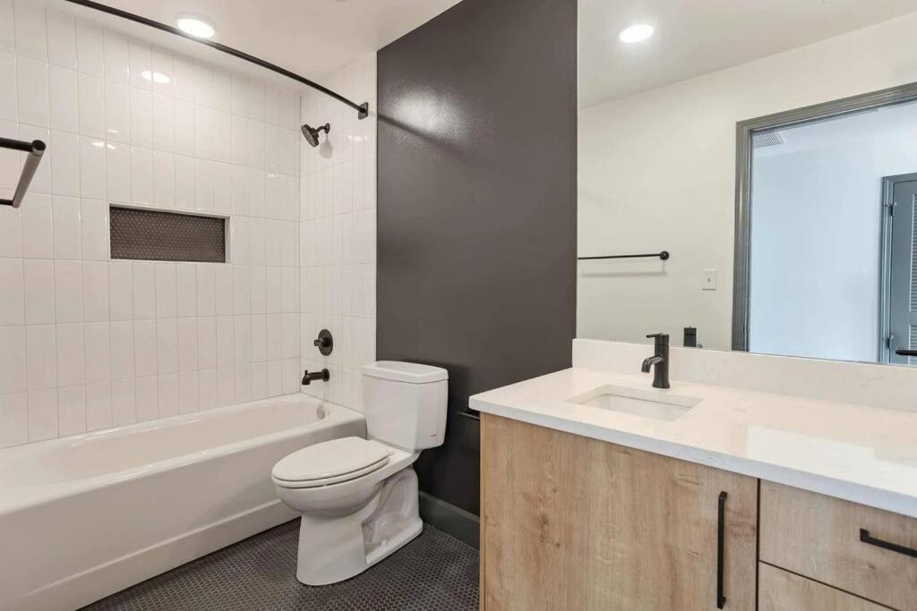 Апартаменты Optimum - Downtown Sanctuary! Бирмингем Экстерьер фото