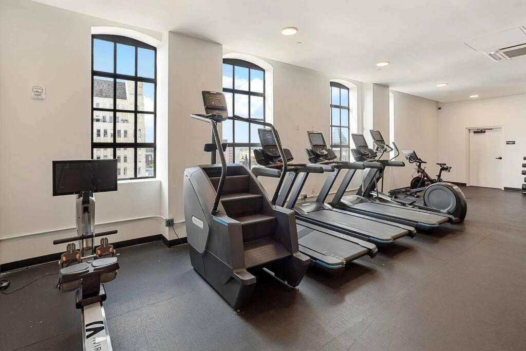 Апартаменты Optimum - Downtown Sanctuary! Бирмингем Экстерьер фото